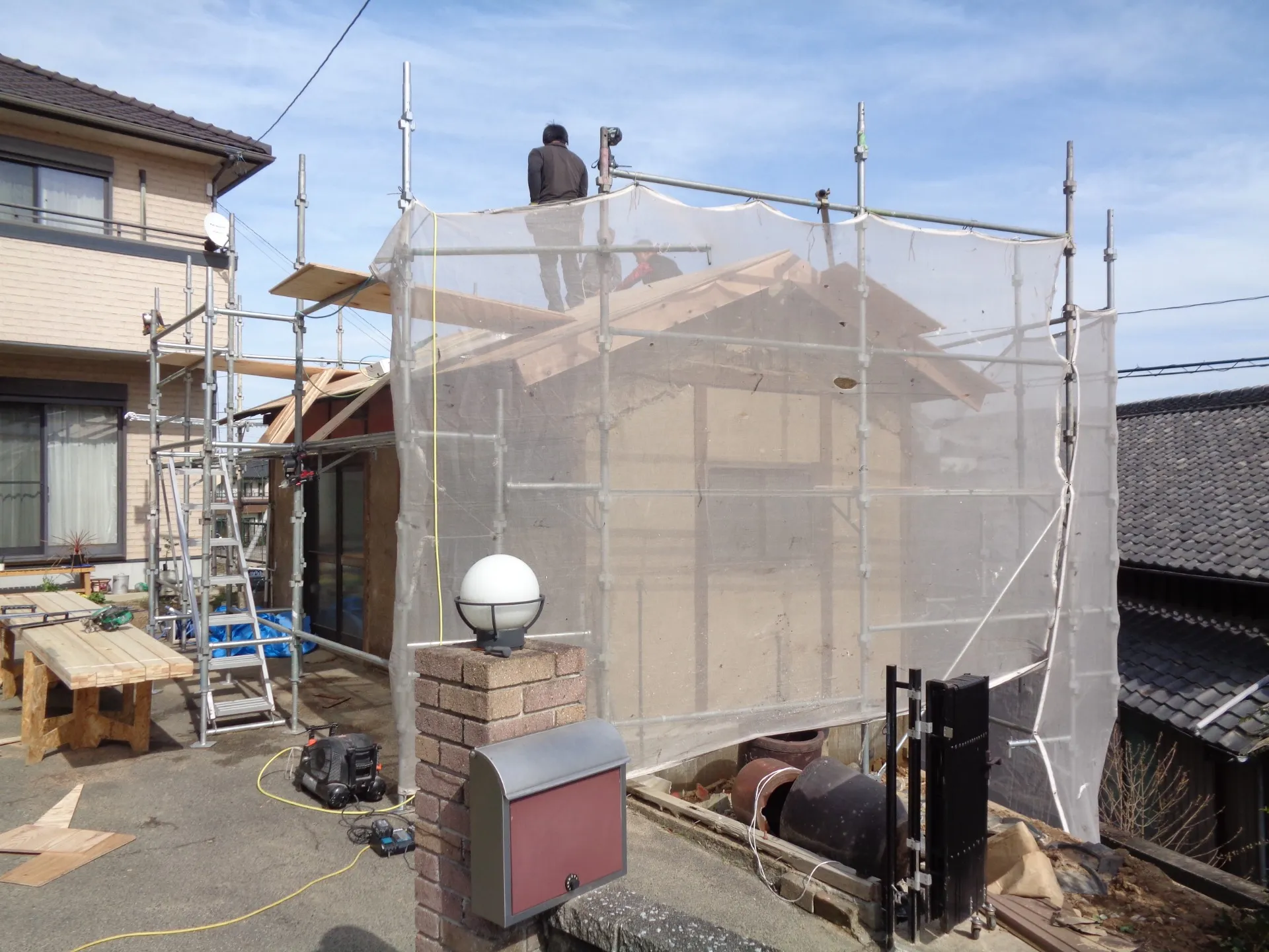 【知多市】倉庫の屋根・外壁改修工事