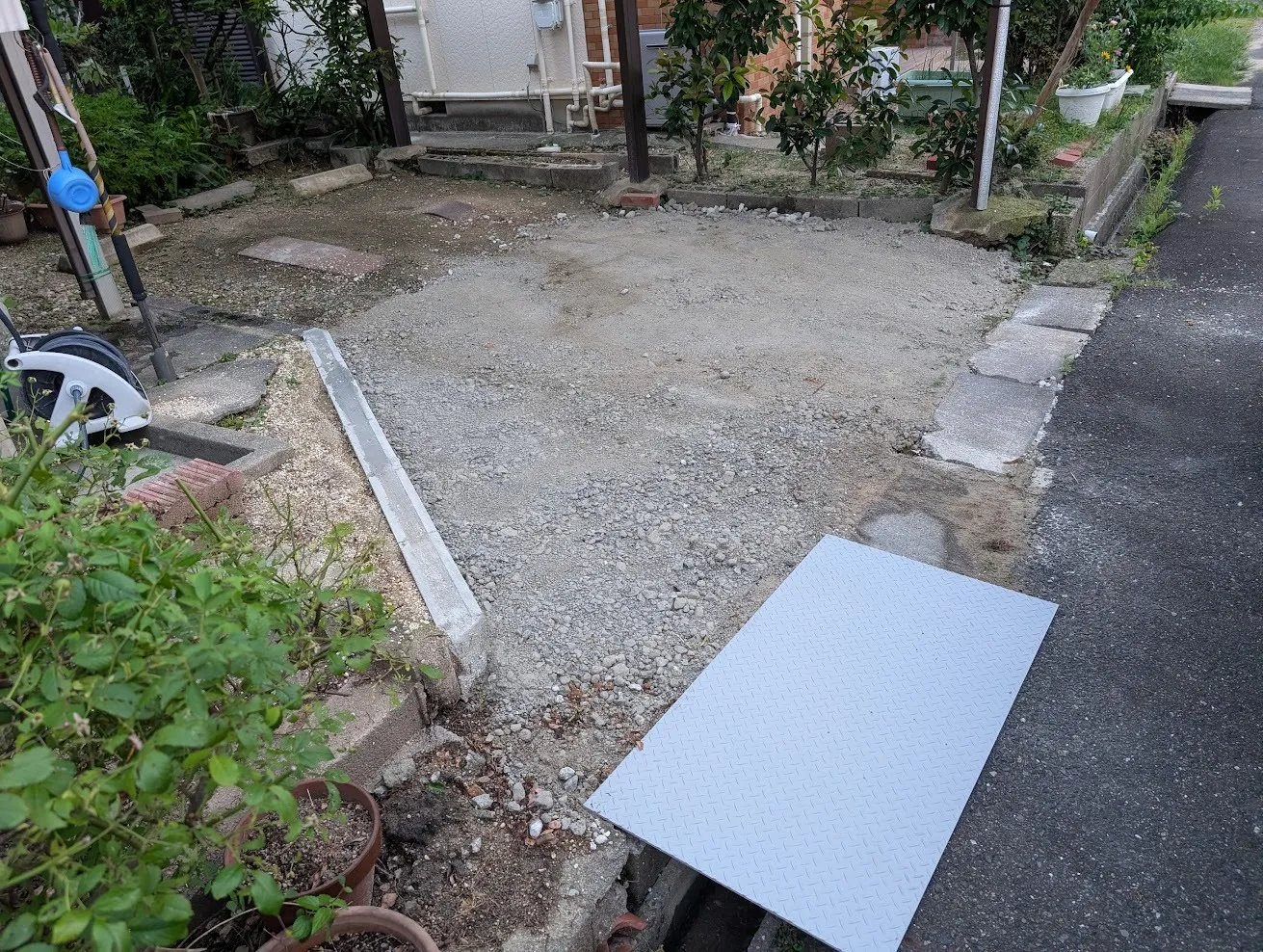 【大府市】駐車場の入口の改修工事